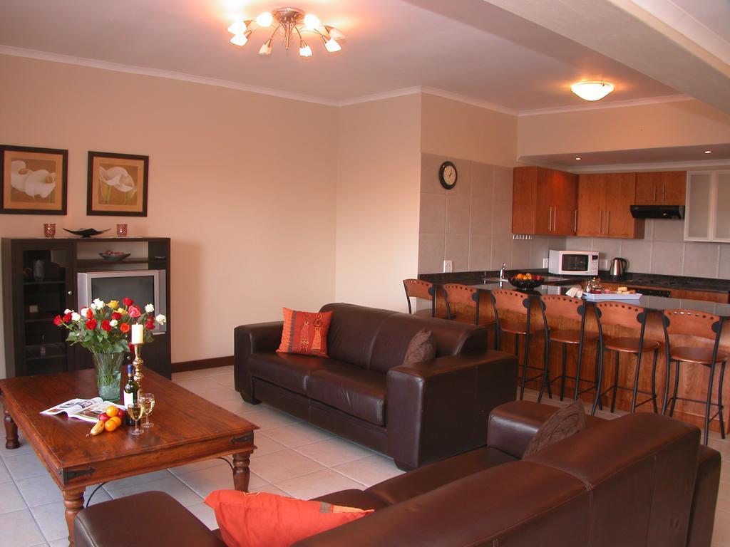 Keret Accommodation Bellville Esterno foto