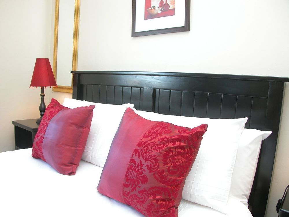 Keret Accommodation Bellville Esterno foto